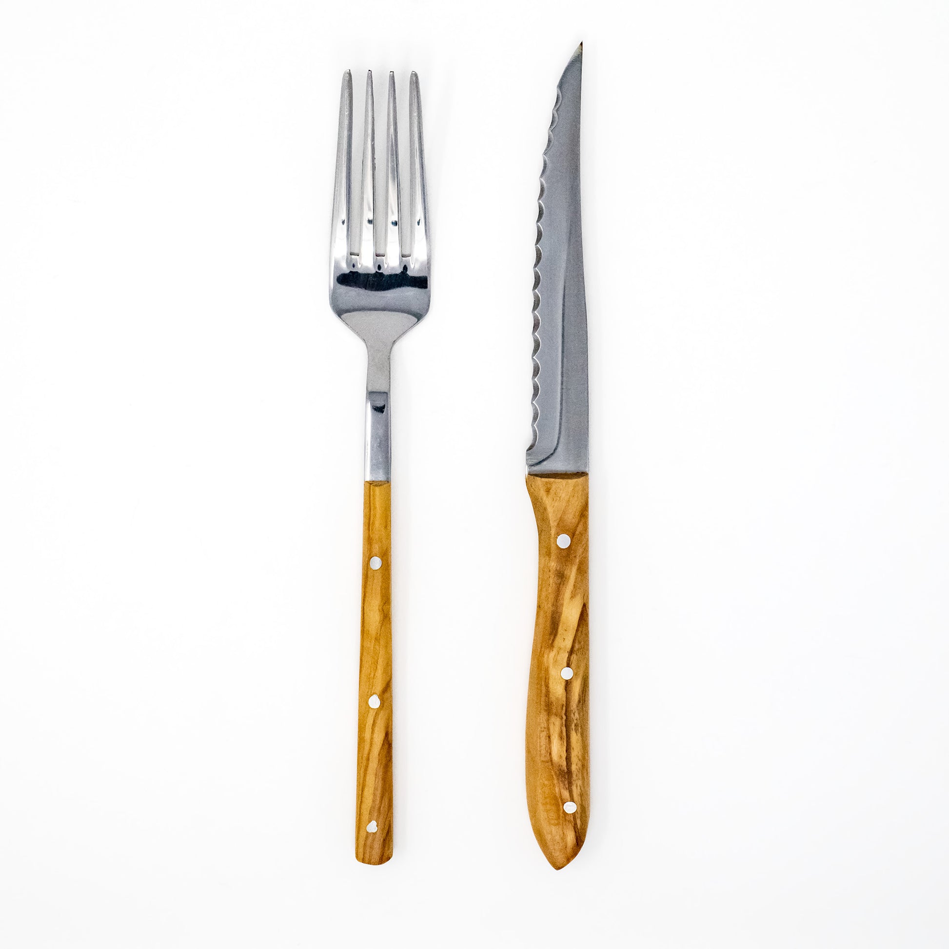 Steak knife and fork, perfect cutlery for steak, meat and other hard food.